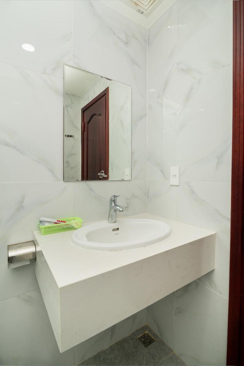 Oyo 176 374 Hotel Να Τρανγκ Εξωτερικό φωτογραφία
